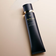 Load image into Gallery viewer, Clé de Peau Beauté Pore-Refining Mattifying Veil