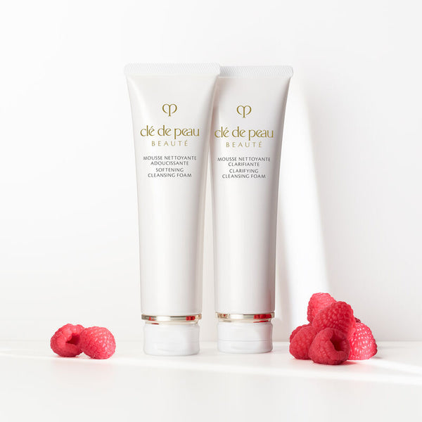Clé de Peau Beauté Softening Cleansing Foam