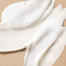 Load image into Gallery viewer, Clé de Peau Beauté Clarifying Cleansing Foam
